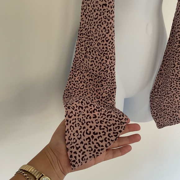 Scarf - Picture 3 of 4